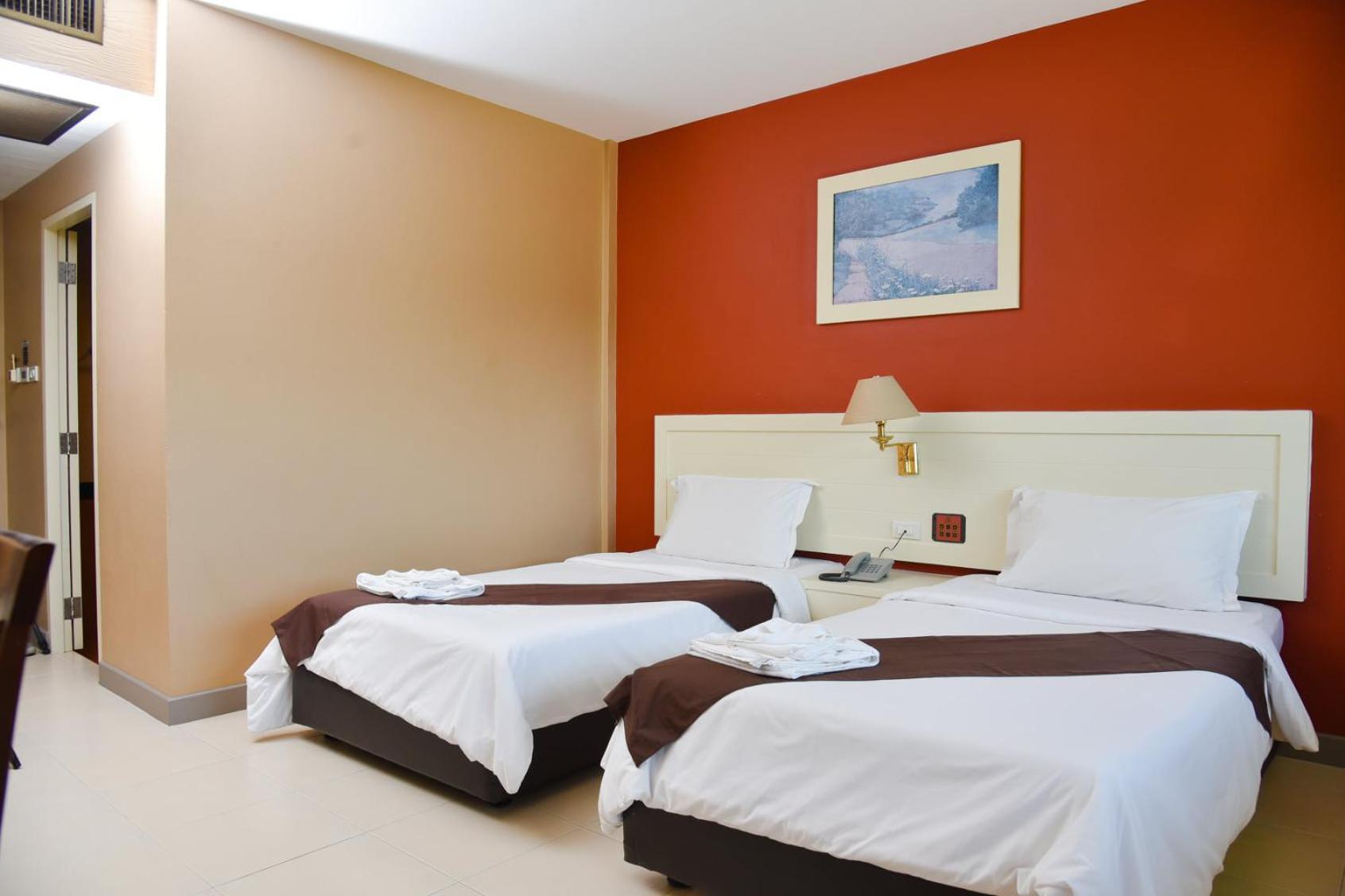 Nipa Garden Hotel Surat Thani Exterior photo