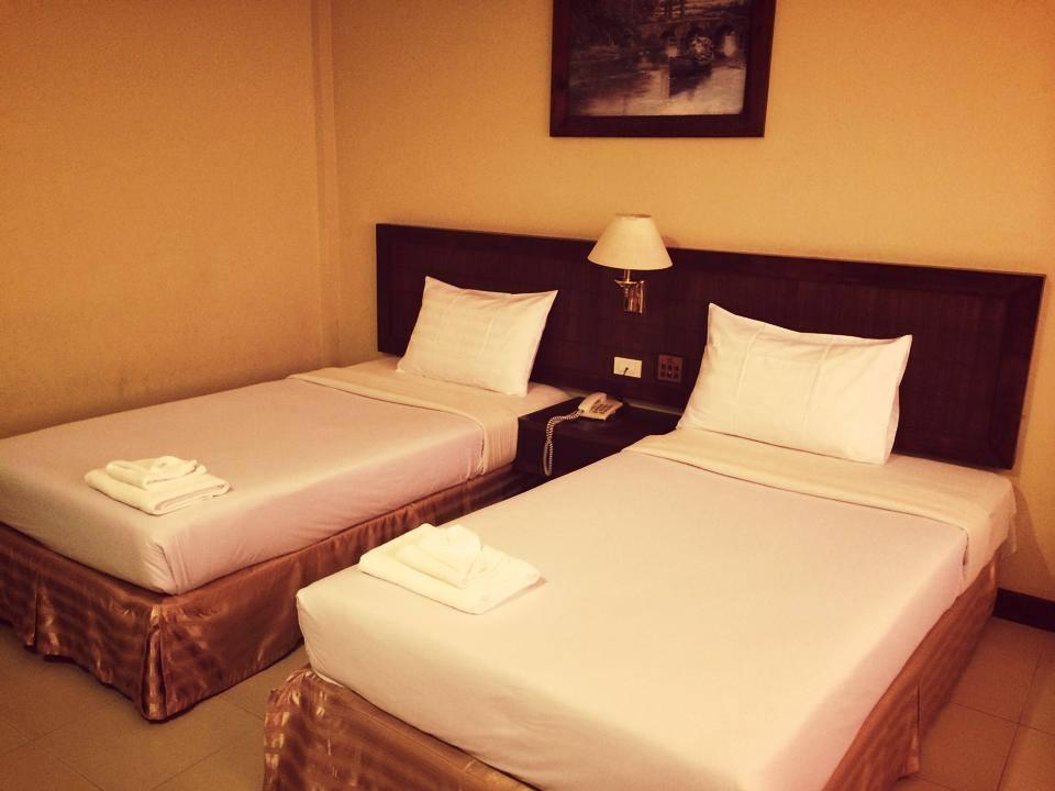 Nipa Garden Hotel Surat Thani Exterior photo